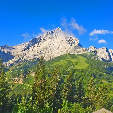 Ferienwohnung Am Kurpark - Wohnung 1,60Qm- Garmisch-Partenkirchen Buitenkant foto