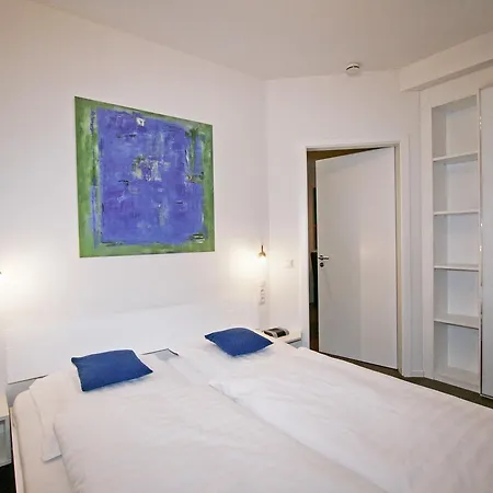 Ferienwohnung Am Kurpark - Wohnung 1,60Qm- Garmisch-Partenkirchen Buitenkant foto